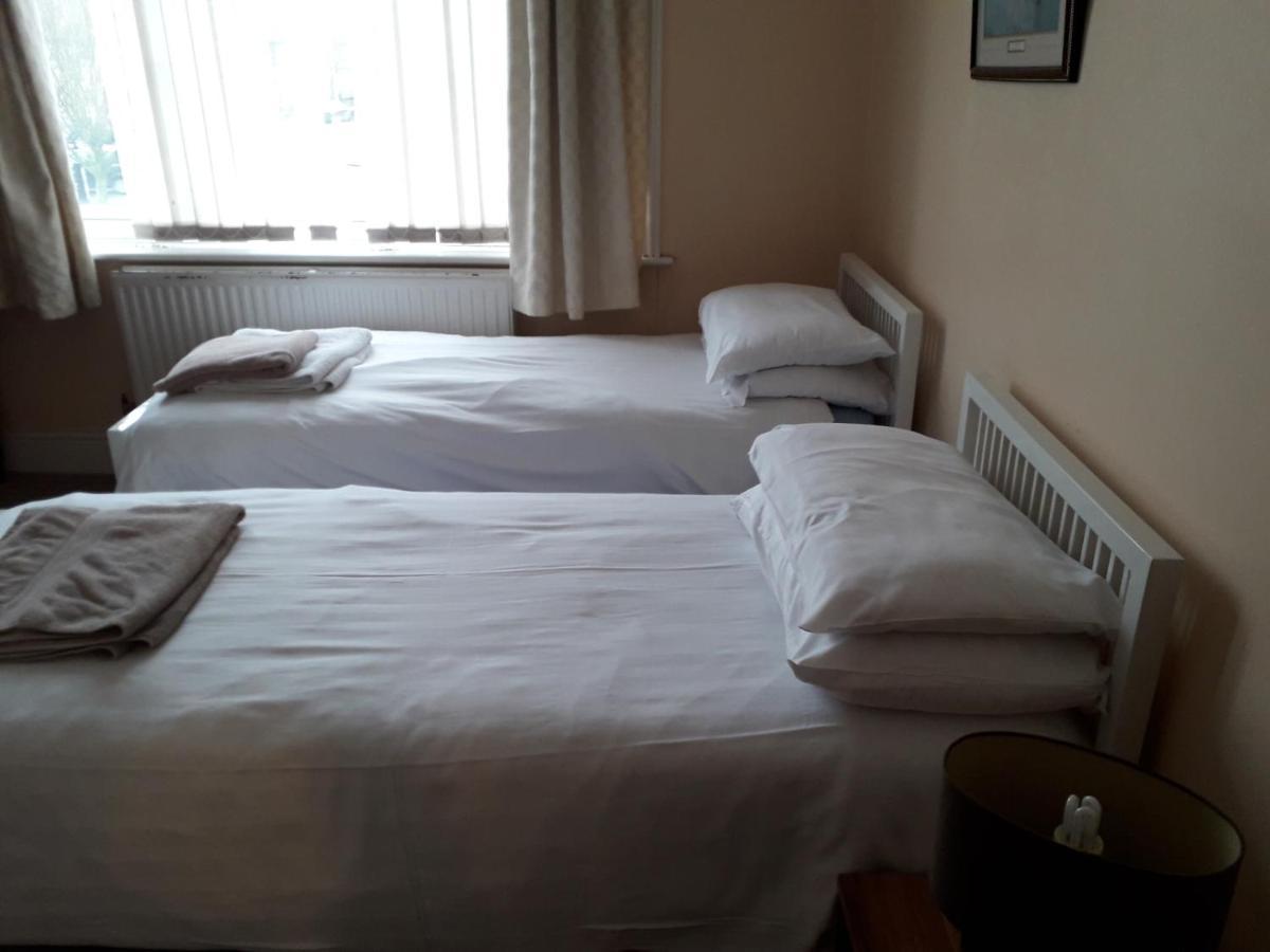 Lantern House Hotel CBG Екстериор снимка