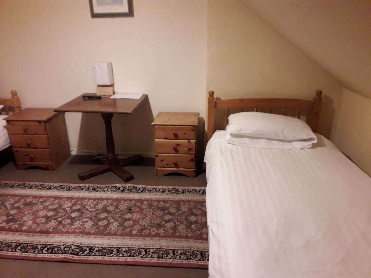 Lantern House Hotel CBG Екстериор снимка