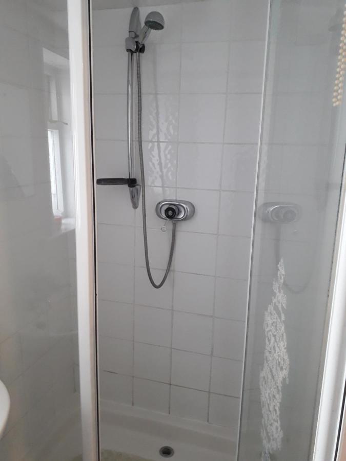 Lantern House Hotel CBG Екстериор снимка