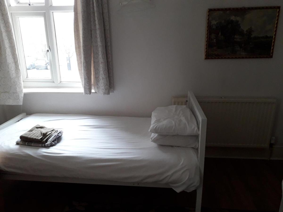 Lantern House Hotel CBG Екстериор снимка