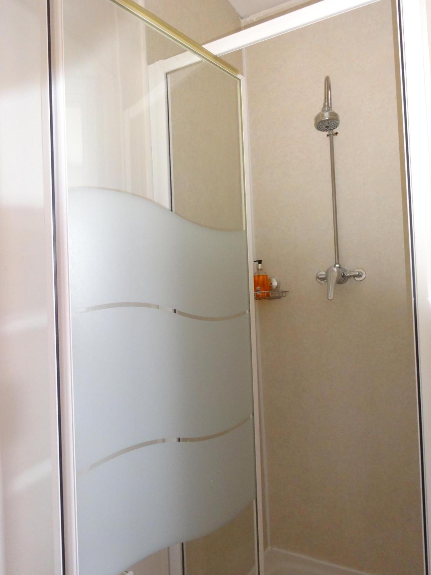 Lantern House Hotel CBG Стая снимка